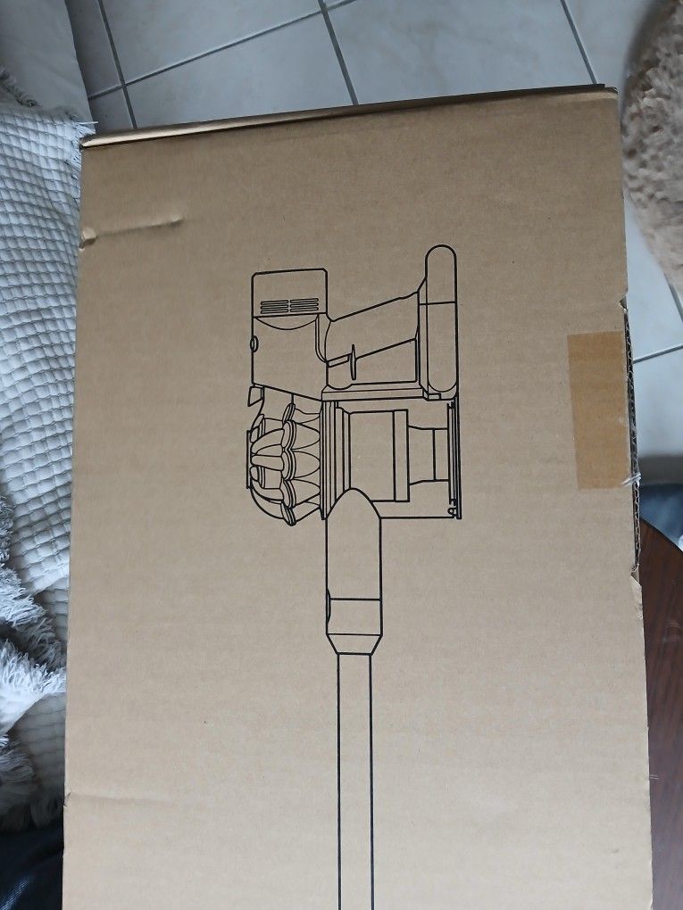 Dyson V8 Extra Cordless Vacuum Cleaner