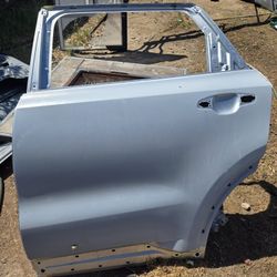 2021-23 KIA SORENTO LEFT DRIVER SIDE DOOR