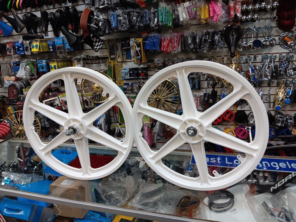 Bmx Mag Wheels / 20" 6 Spoke White Mags Wheels For Bmx 