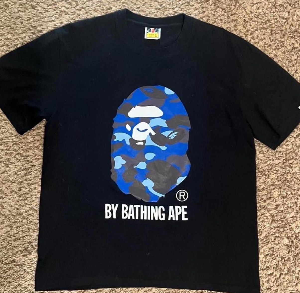 BAPE TEE SIZE LARGE LOOK AT DESCRIPTION!!