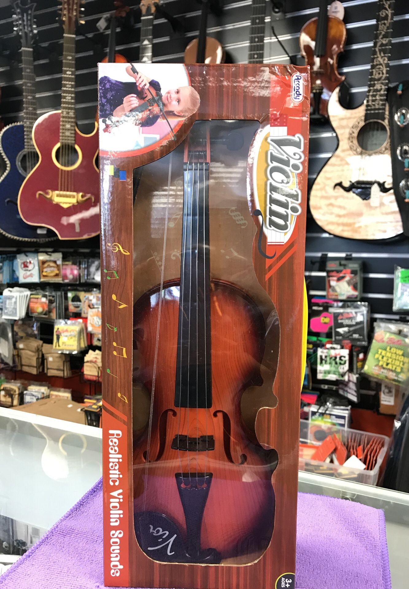 ARCADY VIOLIN SET COMES WITH VIOLIN AND BOW.