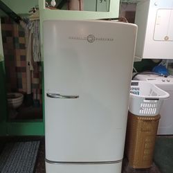 General Electric Refrigerator 