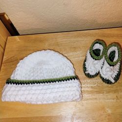 0-3 Months Hat & Booties Set • Crocheted 