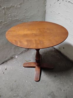 Lamp table