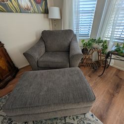 4-piece Living Room Set/ Light Fixtures 