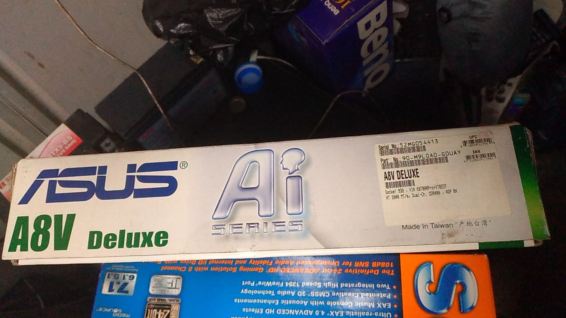 Asus A8V DELUX