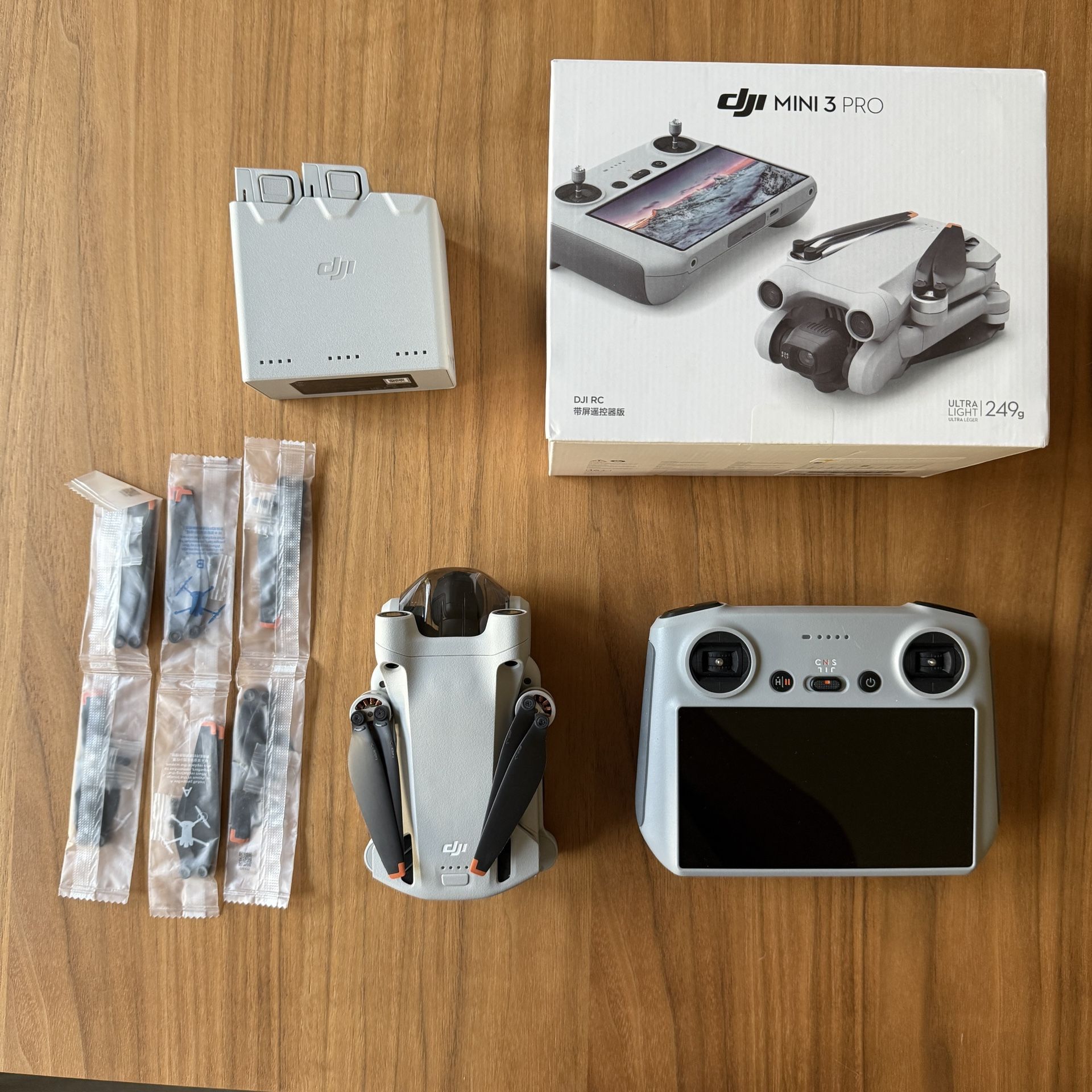 DJI Mini 3 Pro Fly More Combo + More