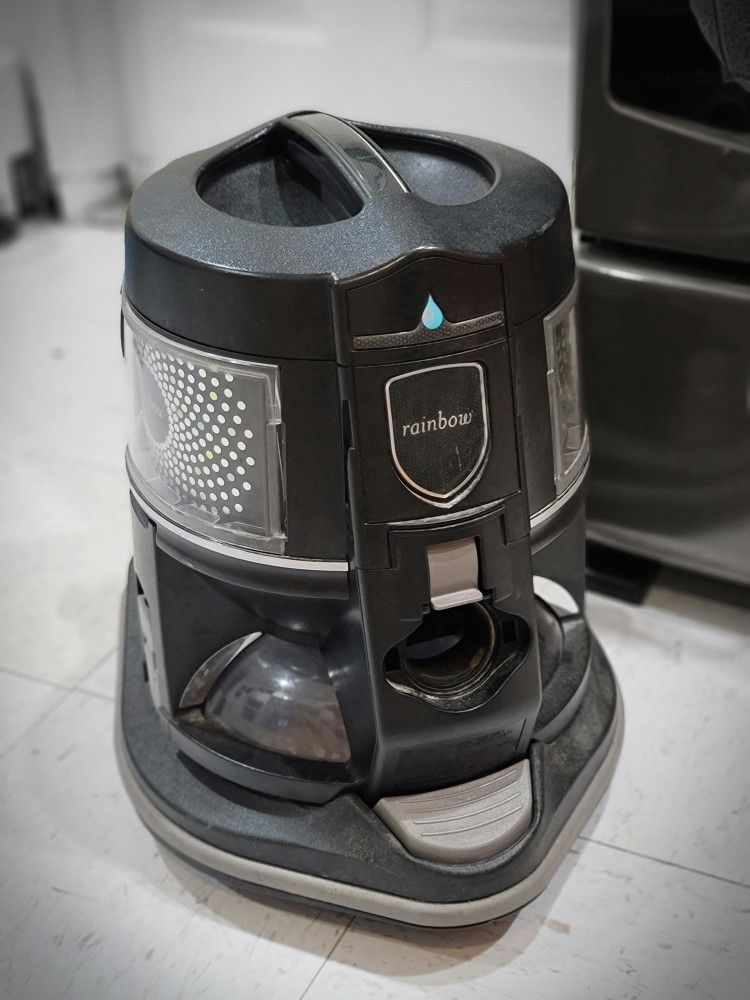 Rainbow Vacuum Cleaner, Certified Asthma And Allergy Friendly