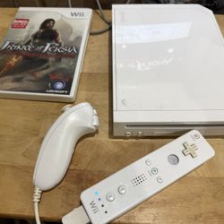 NINTENDO WII TESTED AND WORKING
