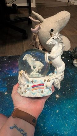 Unicorn music snow globe