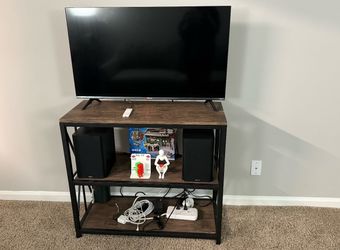 40 In Brand new, TV Stand, Speakers