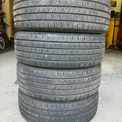 (4) - 215/65/16 Hankook Kinergy PT Tires