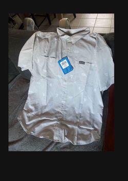 columbia mens shirts Large omni shade 40 spf buy in bulk or less