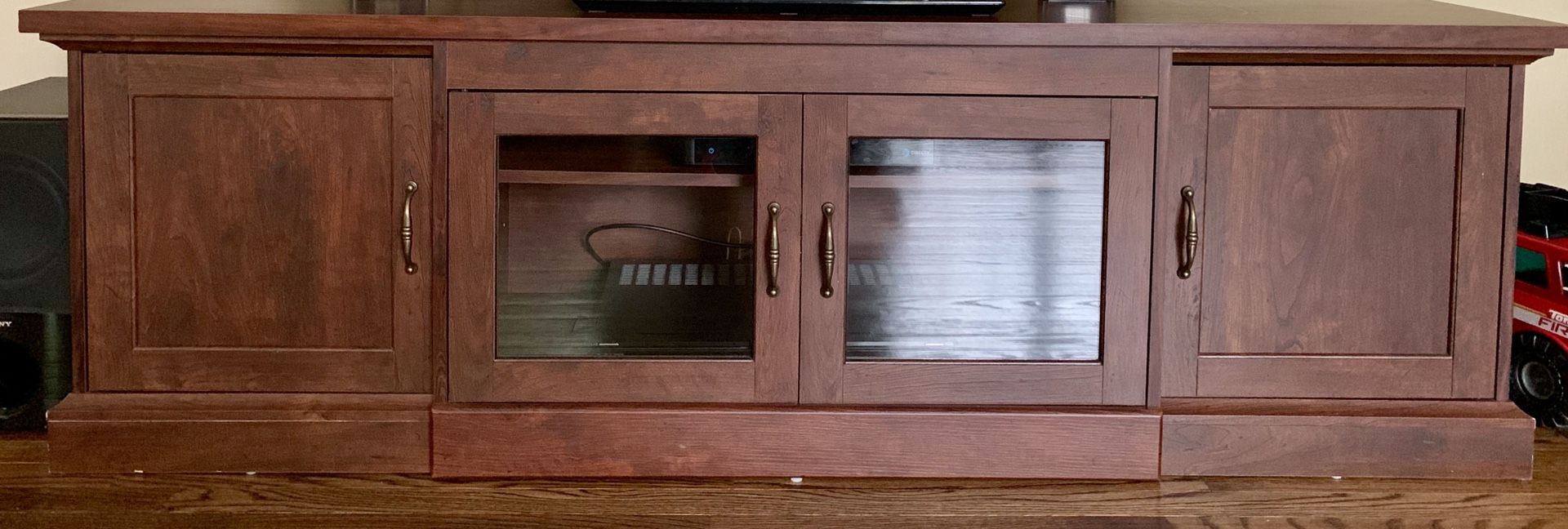 Media console (TV Stand)