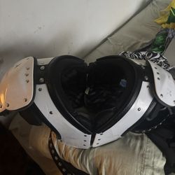 Xenith Elite Linemen Shoulder Pads 