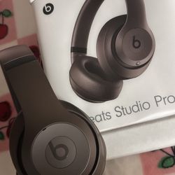 Beats Pro