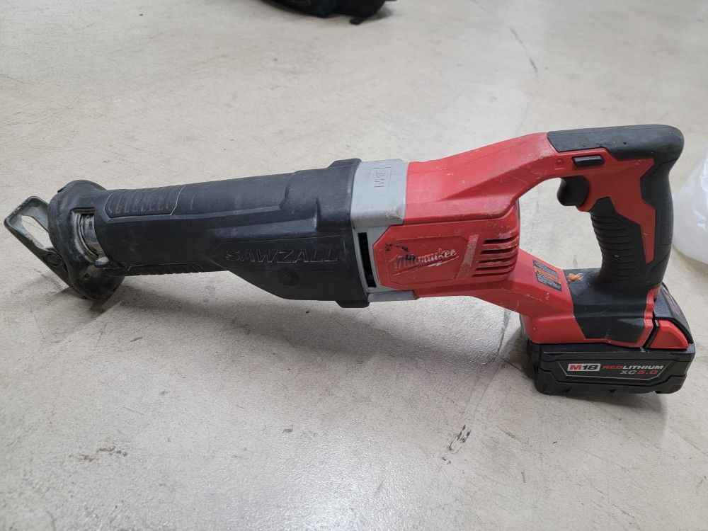 Milwaukee Sawzaw W/ M18 Battery
