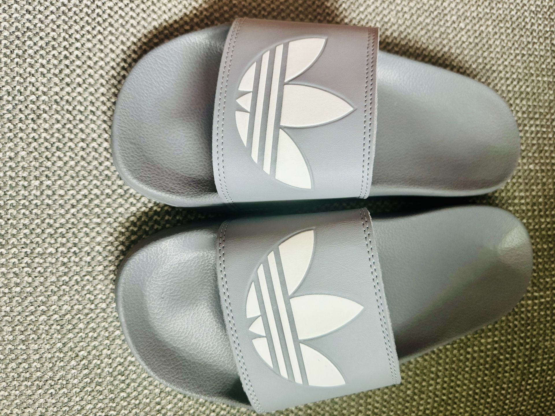 Adidas Slides (8)