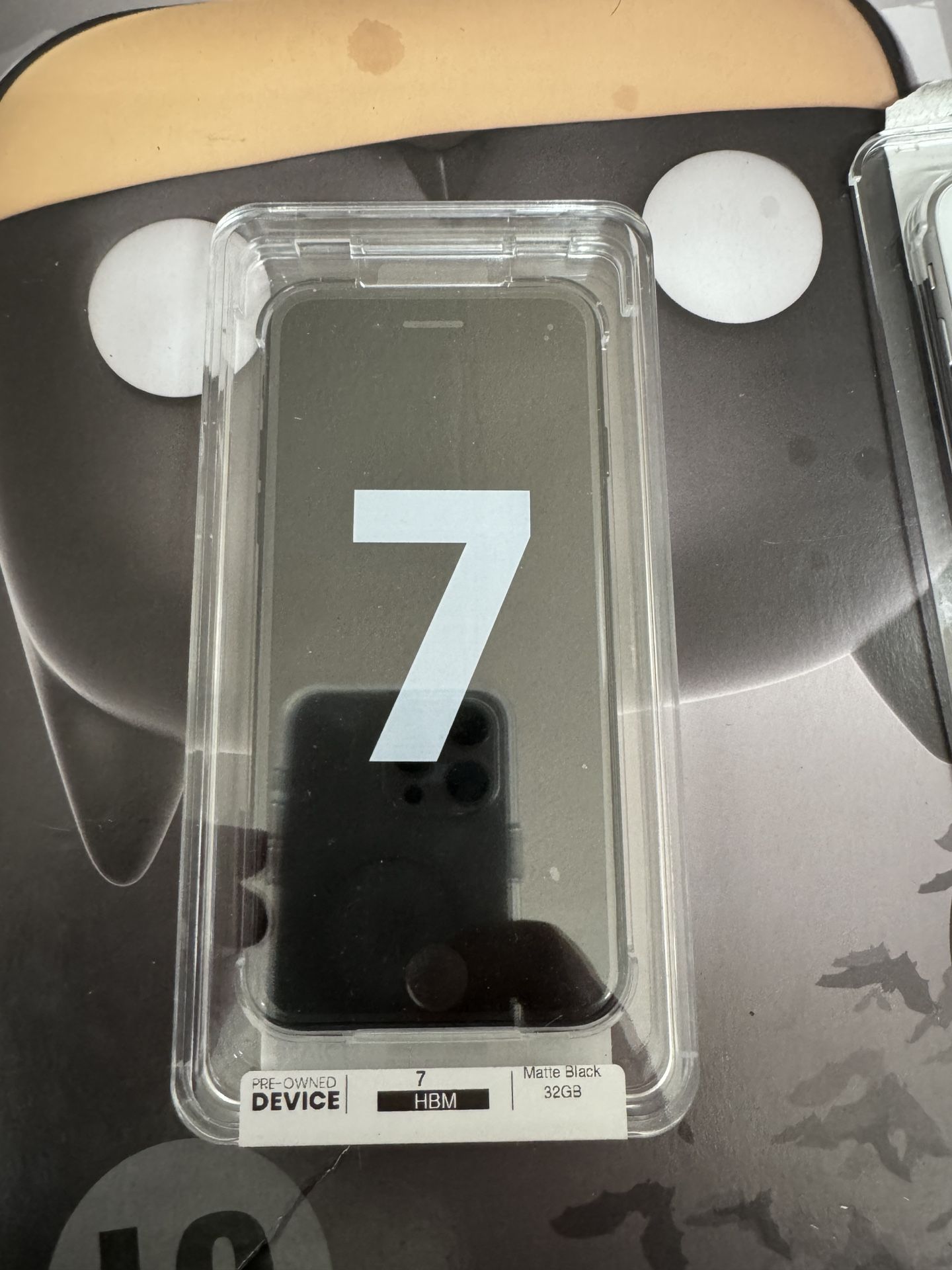 32 GB iPhone 7, Verizon, AT&T, T-Mobile, unlocked