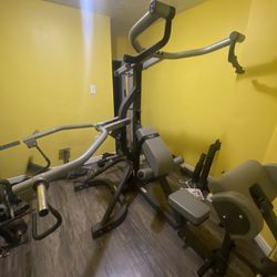 Body Solid Home Gym  450 Or Ivo