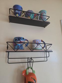 Shelves floaters