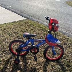 kids bike with helmet