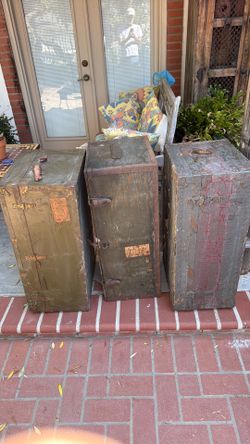 WW2 foot lockers
