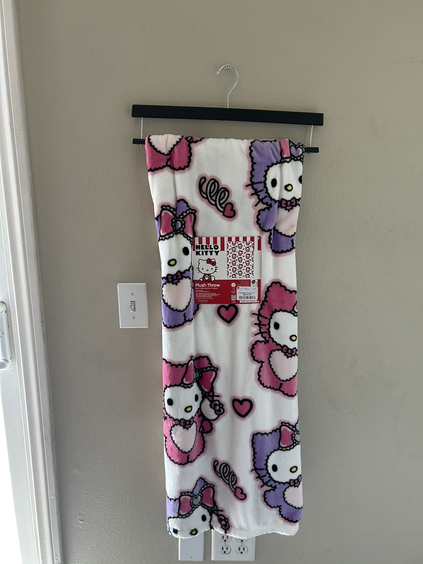 Hello Kitty Blanket