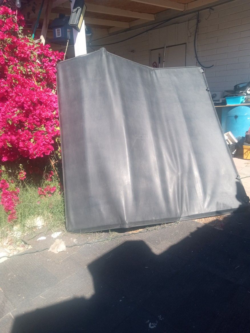 Tapa Para Dodge 2018 2019 2020 2021 2022 2023 de 69x63 Pulgadas