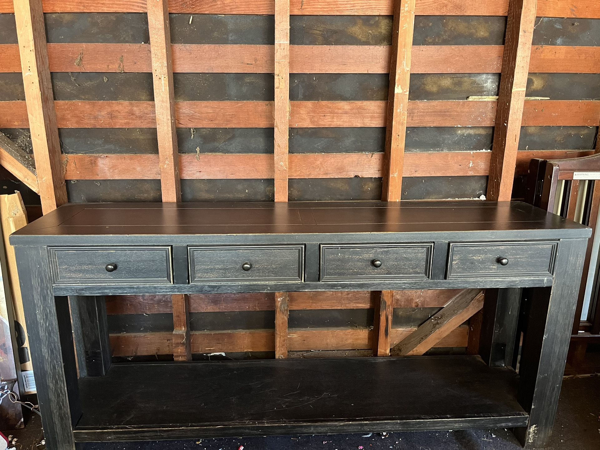 Entry Way Table