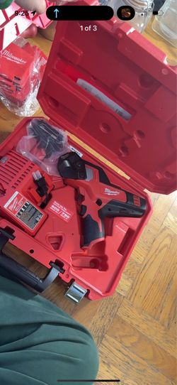 Milwaukee Cable Cutter Kit