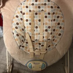 Gracie Bouncy seat