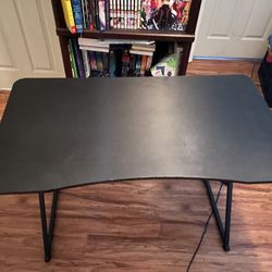Black Desk