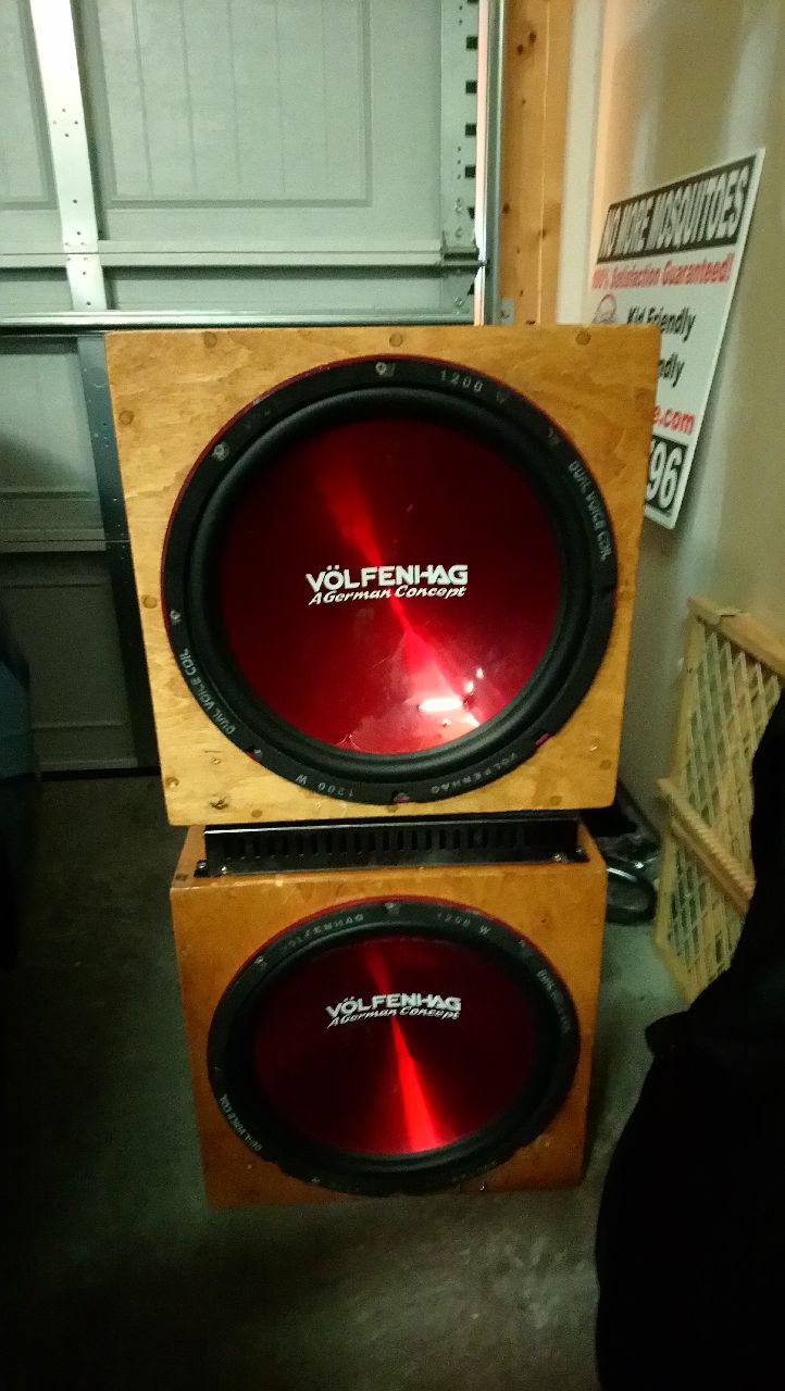 Volfenhag Subwoofers and Amp