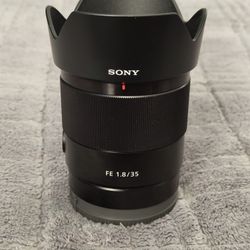 Sony FE 35mm F1.8 