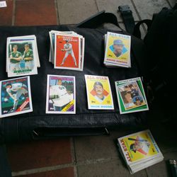 Mint Condition 87, 88  Topps Baseball Cards 