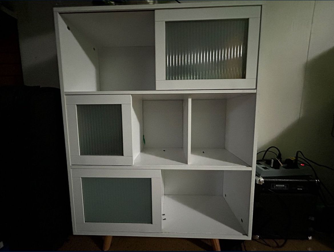 White Cabinet
