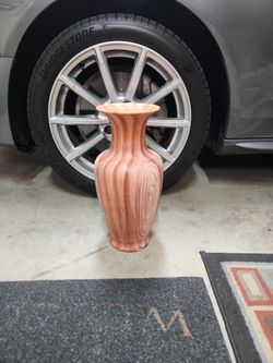 Beautiful Sturdy Vase Perfect For Fall Decor