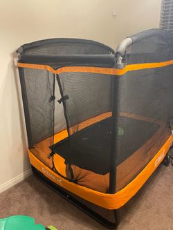 Kids indoor trampoline