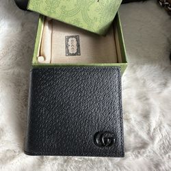 gucci marmont  black leather men’s wallet