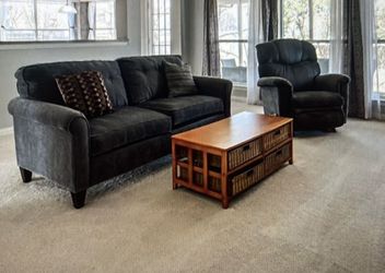 Lazy Boy Laurel sofa and recliner