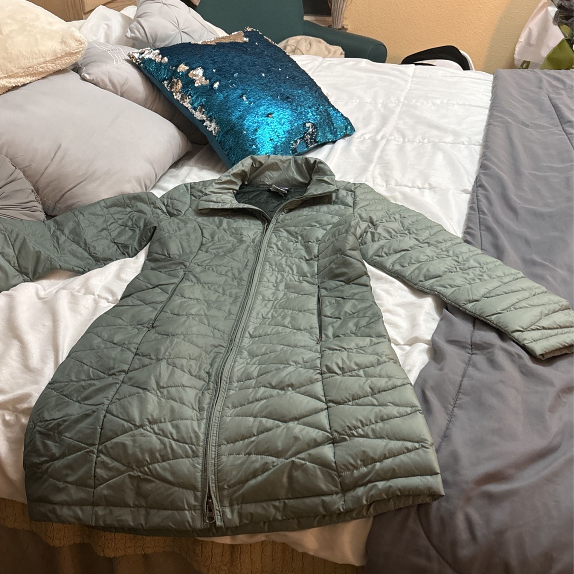 Patagonia Size small