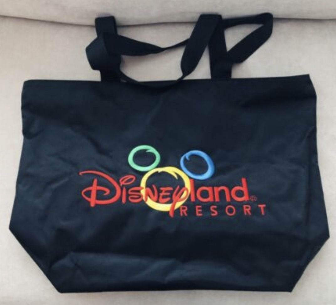 NEW Disneyland Weatherproof TOTE BAG 