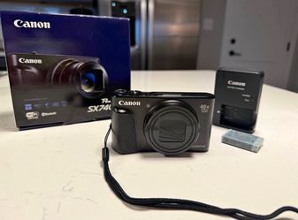 Canon Powershot SX740 HS 20.3MP 40X Zoom Lens Digital Camera - Black