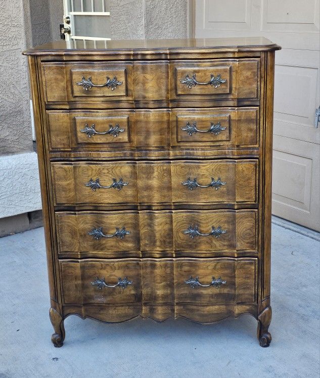 Vintage Thomasville Chest