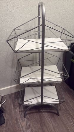 3 tier stand