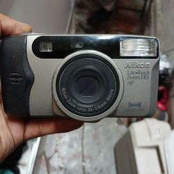 Nikon Lite Touch Zoom 110 AF, a compact 35mm point-and-shoot film camera