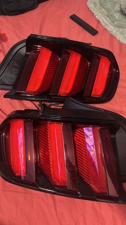 Mustang tail lights 15-17 style