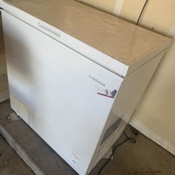 Chest Freezer 