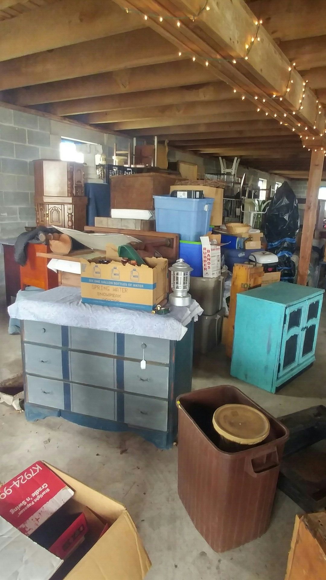 Huge barn sale+ multi family yard sale